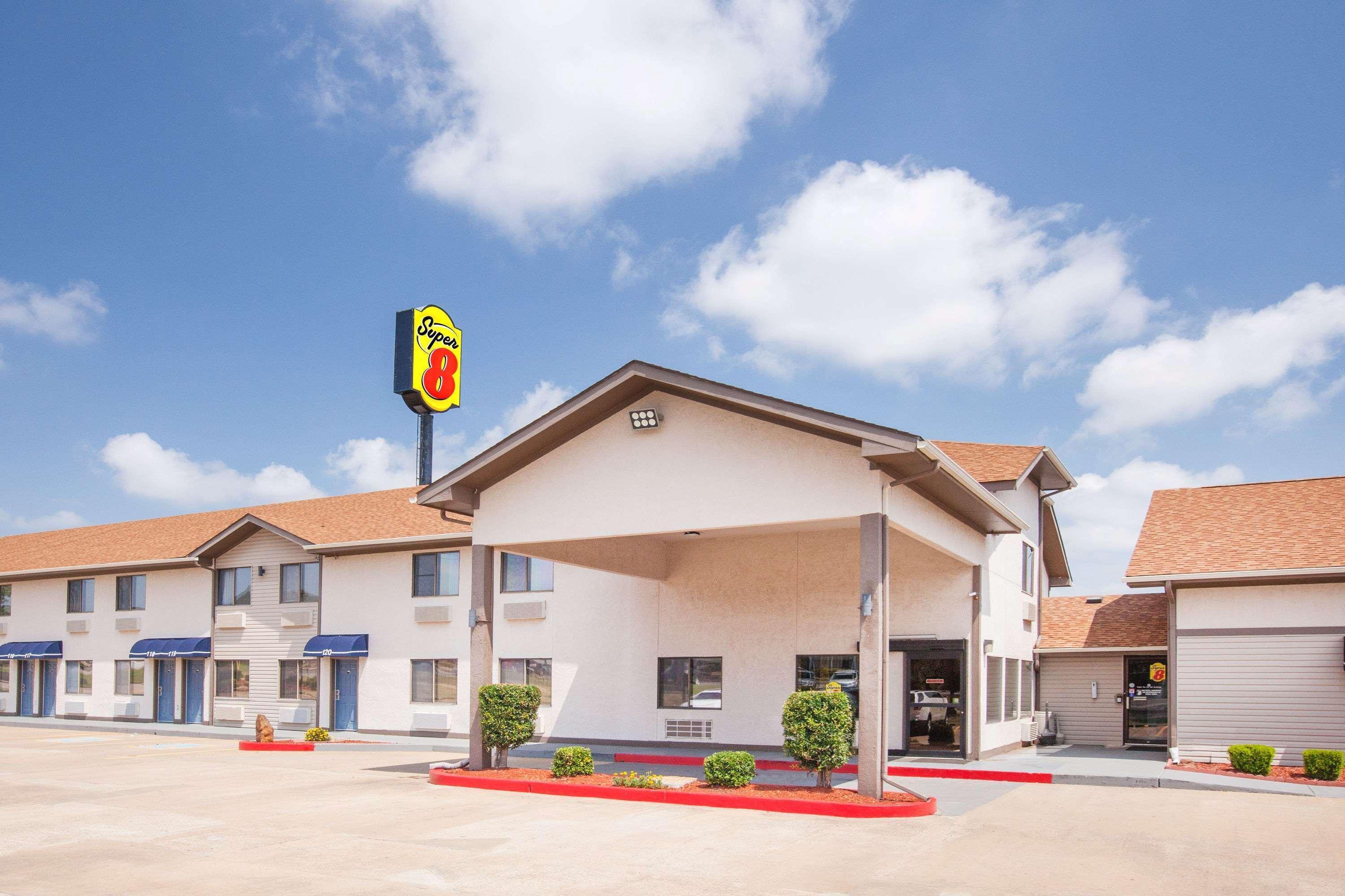 Super 8 By Wyndham Van Buren/Ft. Smith Area Exteriér fotografie