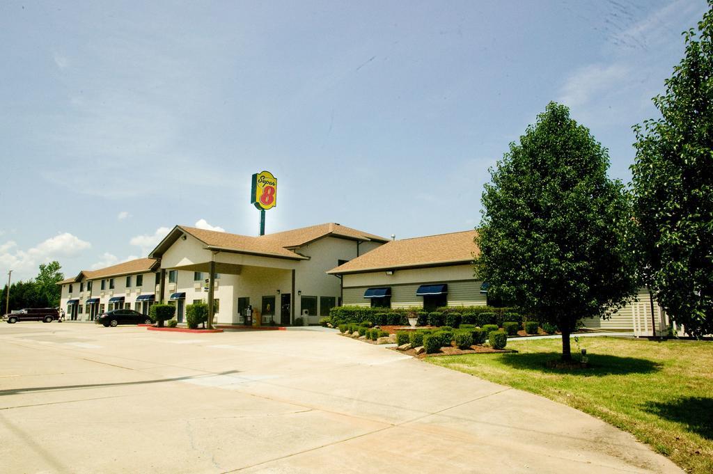 Super 8 By Wyndham Van Buren/Ft. Smith Area Exteriér fotografie