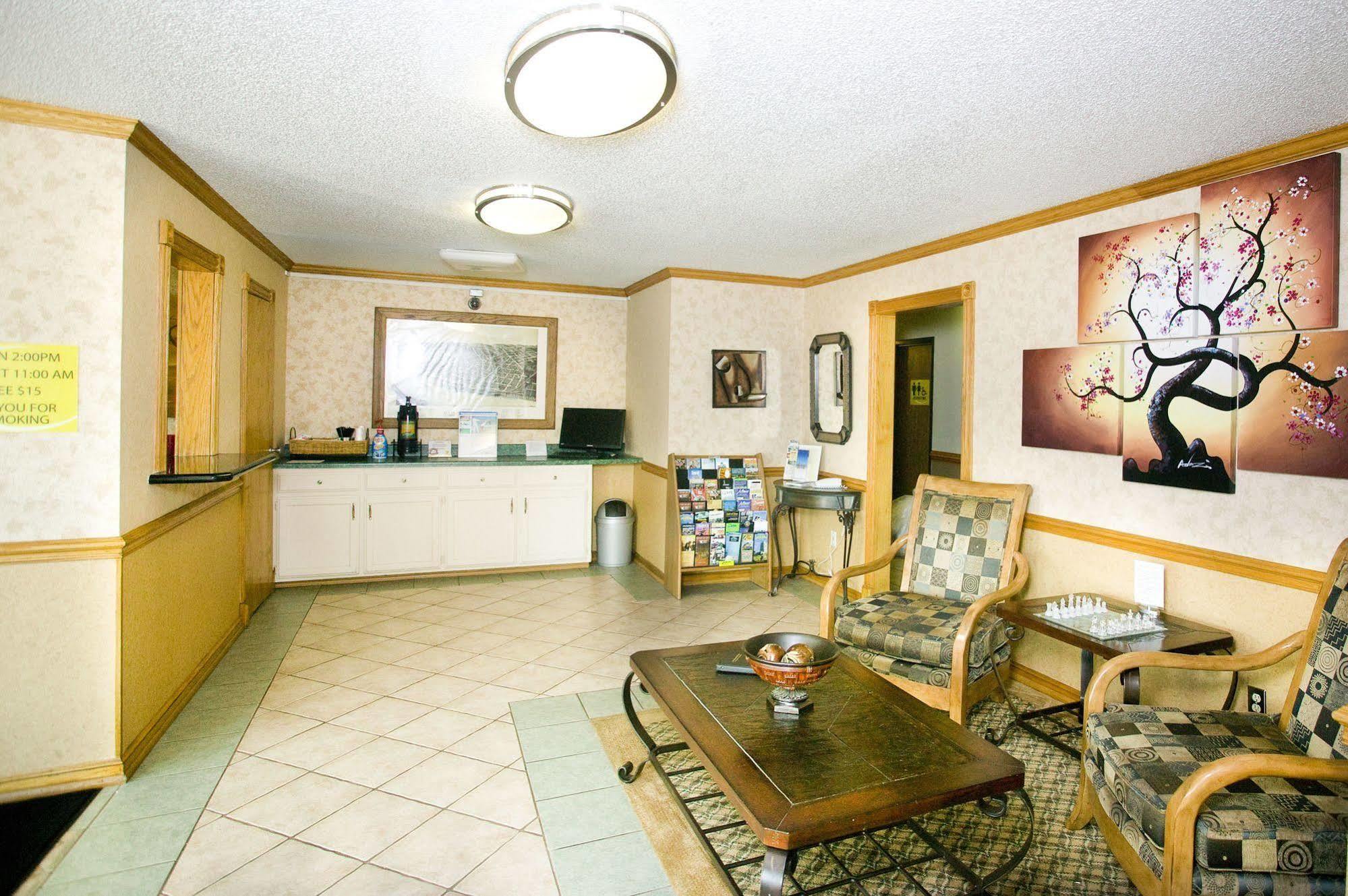 Super 8 By Wyndham Van Buren/Ft. Smith Area Exteriér fotografie